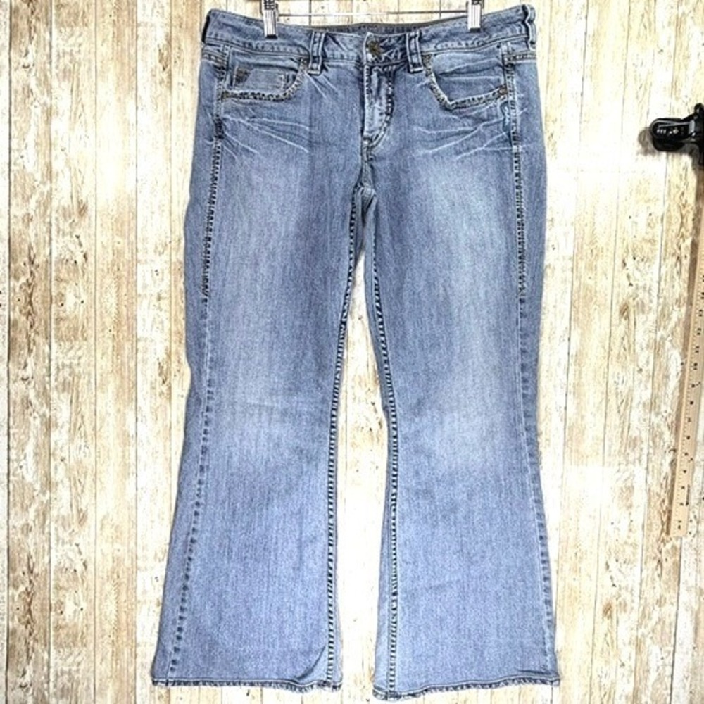Vintage Silver Jeans Co Flare 33 Blue Suki Low-Mid Rise Bootcut 90s/Y2K